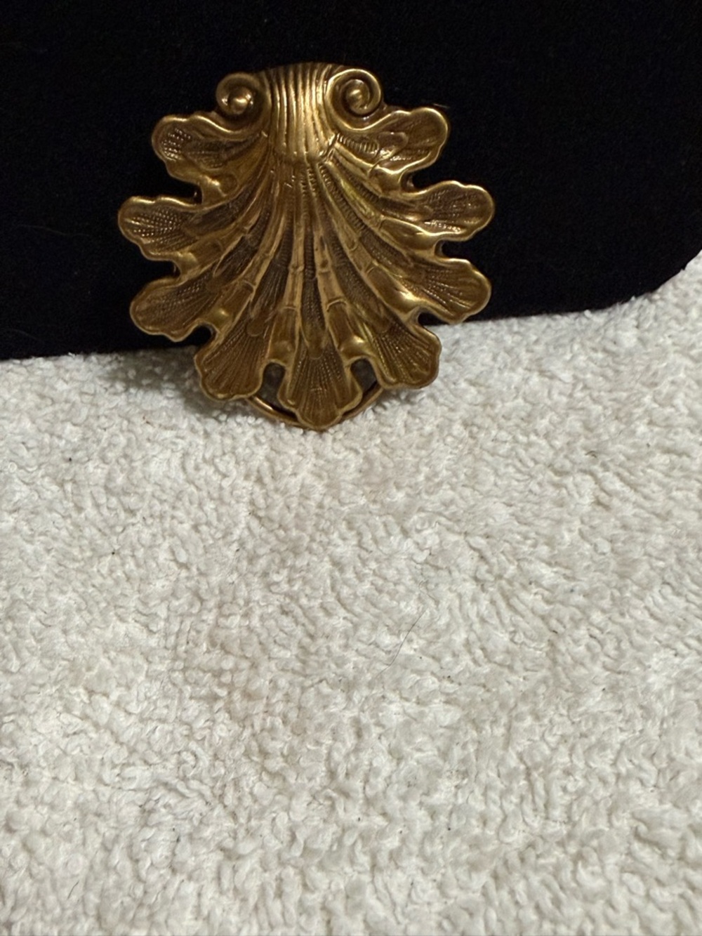 #156–Vintage Jeri Lou Scarf Clip